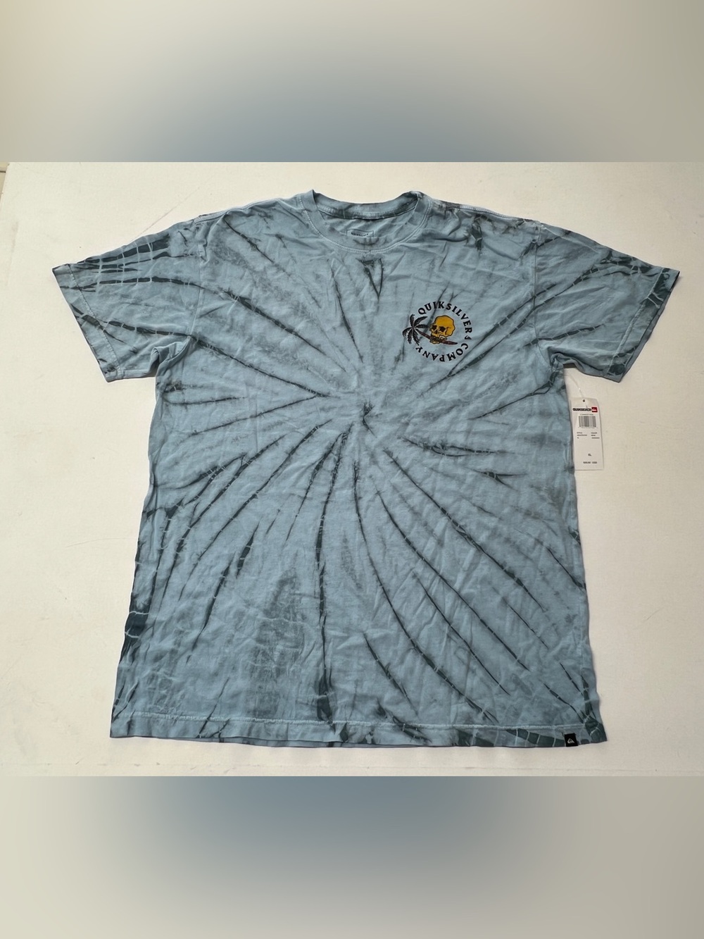 Quiksilver Men’s XL Blue Tie Dye Skull Palm Graphic T-Shirt NWT